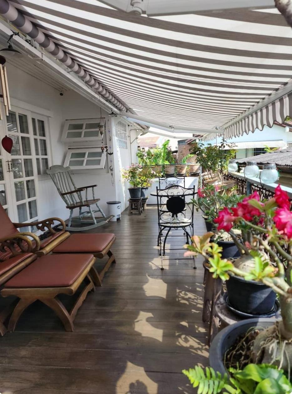 Chiangmai Singharat Road Villa Chiang Mai Esterno foto
