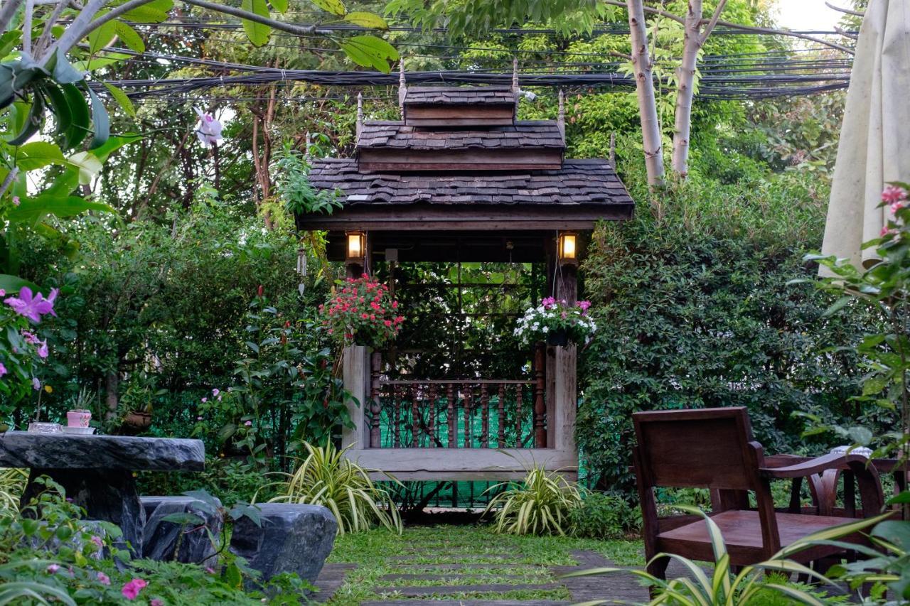 Chiangmai Singharat Road Villa Chiang Mai Esterno foto
