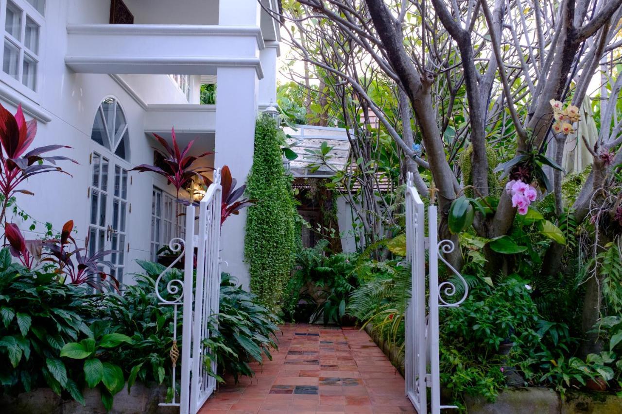 Chiangmai Singharat Road Villa Chiang Mai Esterno foto